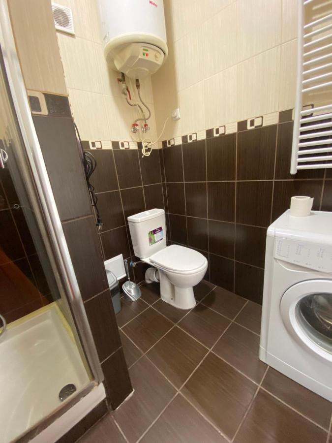 2 Bedroom On Tomashivskogo Street 7 *