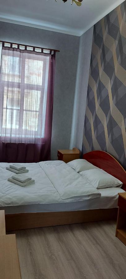 2 Bedroom On Tomashivskogo Street 7
