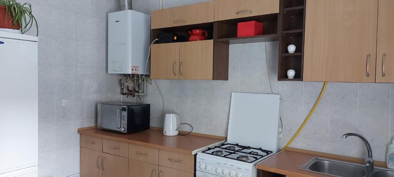 2 Bedroom On Tomashivskogo Street 7