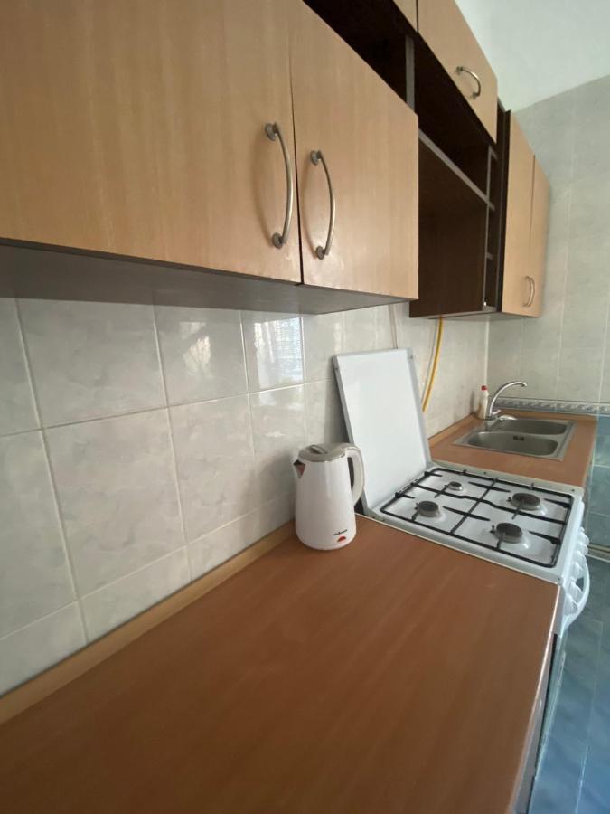 Apartment 2 Bedroom On Tomashivskogo Street 7 *